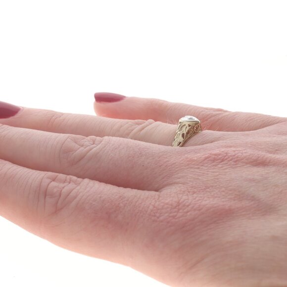 Yellow Gold Diamond Vintage Heart Solitaire Ring - 10k Round Brilliant Love - Picture 4 of 6